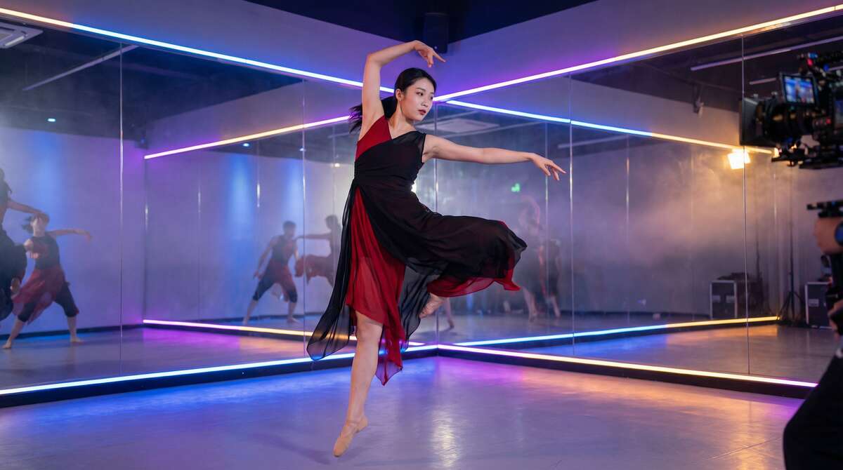 抖阴舞蹈视频表演